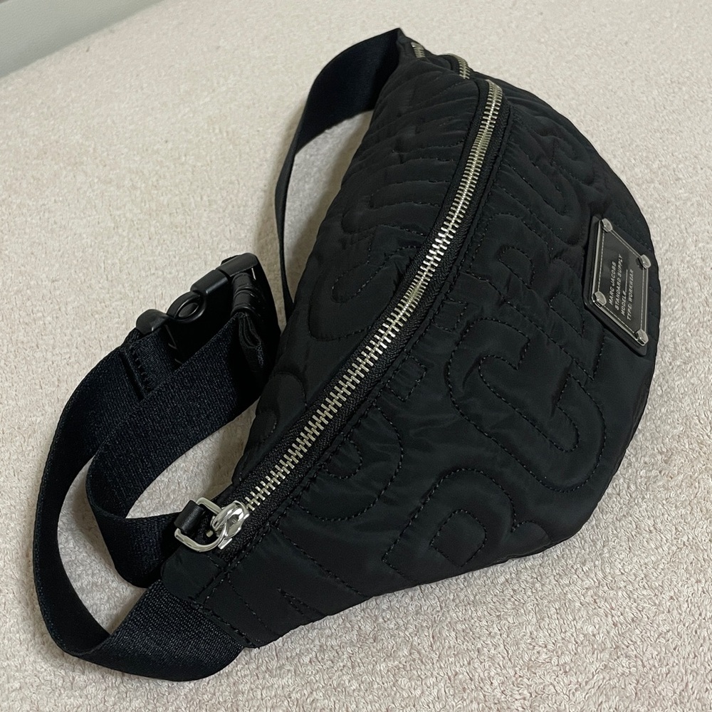 Marc Jacobs Quilted Black Belt/Body Bag - Picture 3 of 14